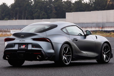 新型 GR スープラ SUV オフロード