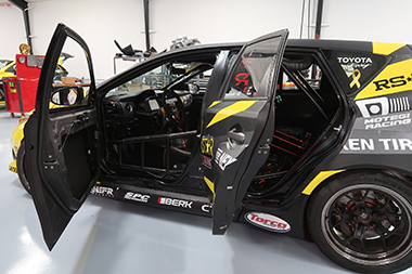 フォーミュラ・ドリフト トヨタ カローラ オーリス