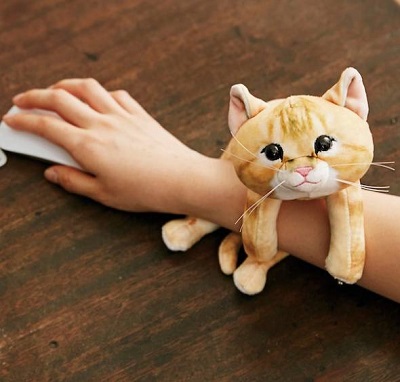 子猫のアームレスト商品イメージ