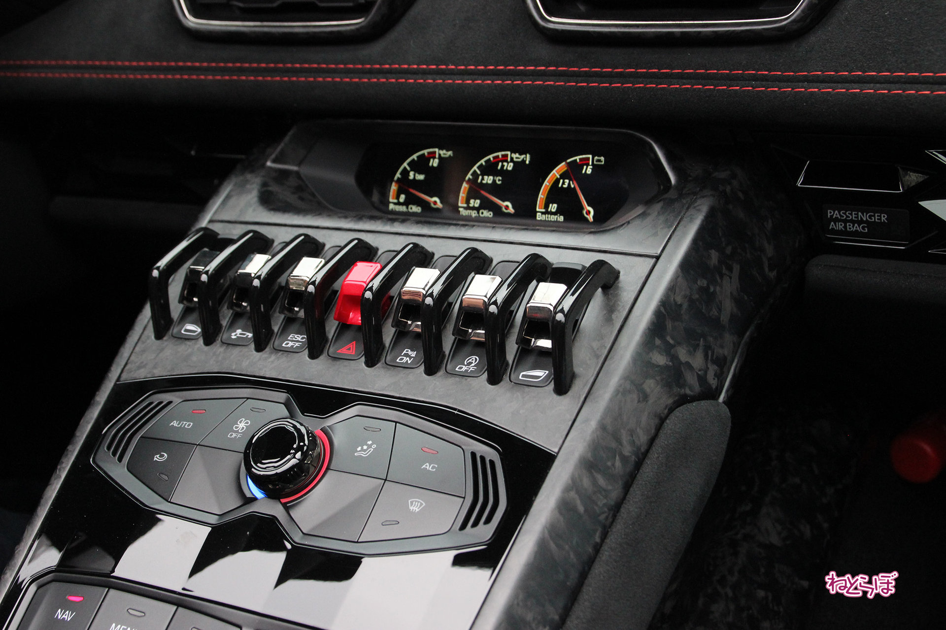 ランボルギーニ ウラカン ペルフォルマンテ スパイダー