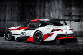 スープラ レース スーパー耐久