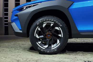 SUBARU スバル VIZIV ADRENALINE CONCEPT