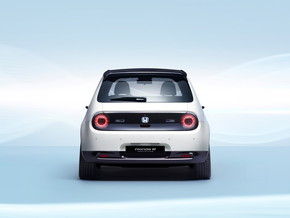 ホンダ EV コンパクトカー 後輪駆動