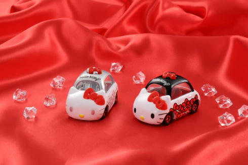 ドリームトミカ ハローキティ45周年記念 アニバーサリーセット01