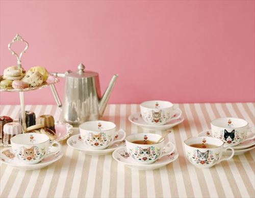 お花と猫のカップ＆ソーサー