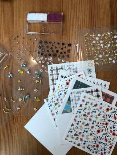 アイシャドウで使用したシール