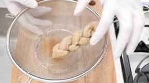 パン 包丁 硬い グルテンフリー YouTube 圧倒的不審者