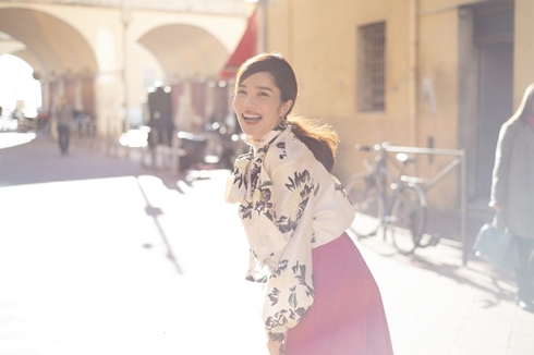 平野ノラ ワコール シンクロブラ 下着モデル フランス