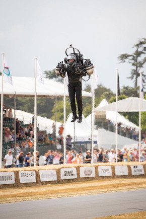 空飛ぶバイク Speeder JetPack