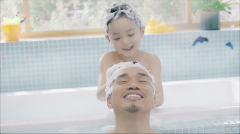 メリット 平愛梨 長友佑都 サッカー 息子 長男 CM