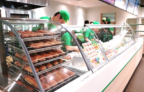 フレッシュ・フォワード