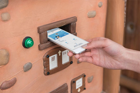 スマホで発券する様子