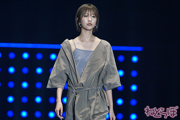 TGC 欅坂46 渡邉理佐 渡辺梨加 小林由依 土生瑞穂