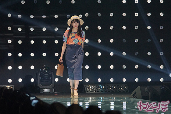 TGC 欅坂46 渡邉理佐 渡辺梨加 小林由依 土生瑞穂