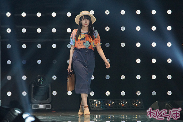 TGC 欅坂46 渡邉理佐 渡辺梨加 小林由依 土生瑞穂