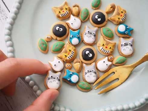 令和 イメージ アイシング クッキー 色 模様 デザイン 美しい 上岡麻美 お菓子