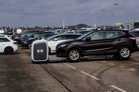 Stan 駐車場 管理 ロボット 空港