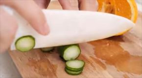 発泡スチロールで作った包丁