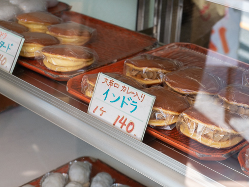 店頭に並ぶインドラ