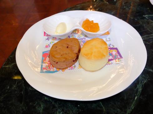 ディズニーホテルイースター