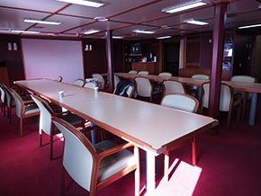 しらせの士官室