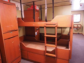 しらせの下士官室