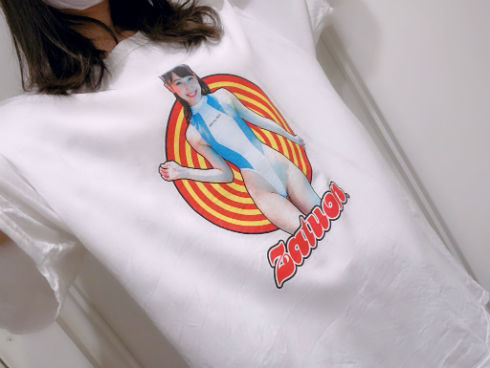 山田孝之 ノーパン 川崎あや zatuon Tシャツ くびれスト