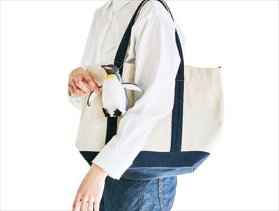 オウサマペンギンぬいぐるみ