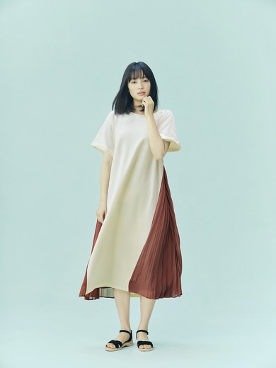 earth×広瀬すずコラボ2019春夏第2弾 ゆるT×クリースパンツ＆バイ