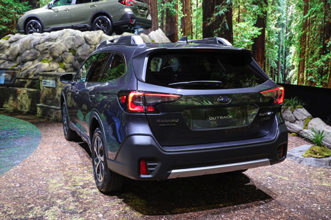 スバル アウトバック 新型 フルモデルチェンジ 米国