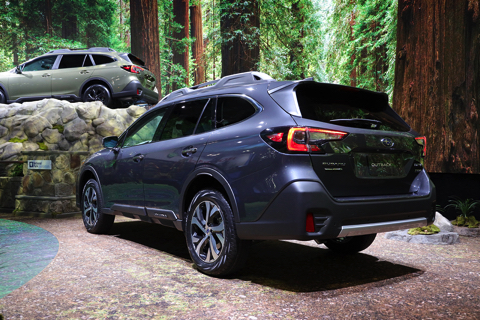 スバル アウトバック 新型 フルモデルチェンジ 米国