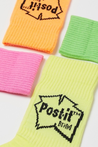 H&M ポストイット コラボレーション