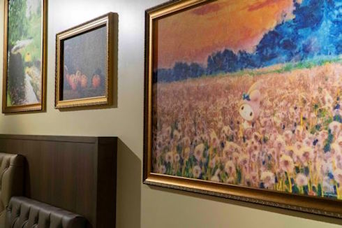 館のレストラン内装