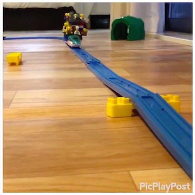 インド バングラディシュ 鉄道 超満員 レゴ プラレール