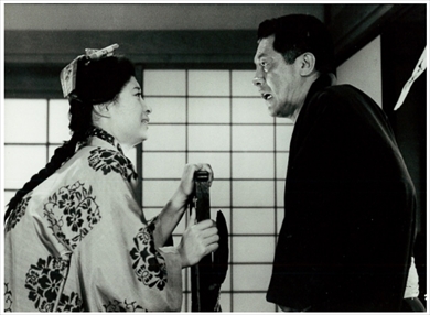 三國連太郎 七回忌 三田佳子 映画 街