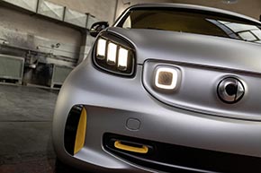 フォーイーズ＋