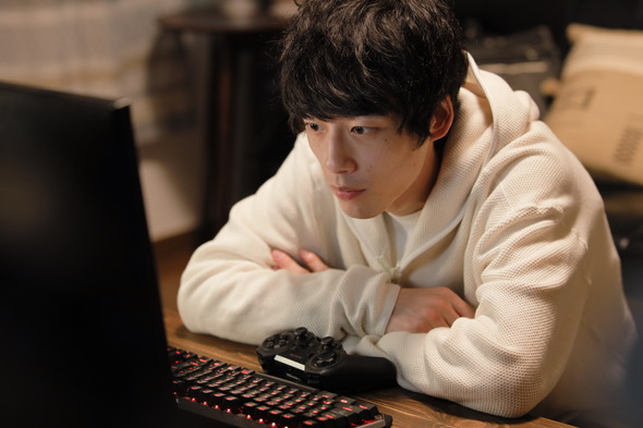 劇場版 ファイナルファンタジーXIV光のお父さん glay teru COLORS