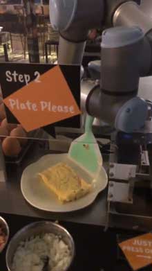 ホテル 全自動 オムレツ マシーン シンガポール ロボット アーム 料理 かわいい