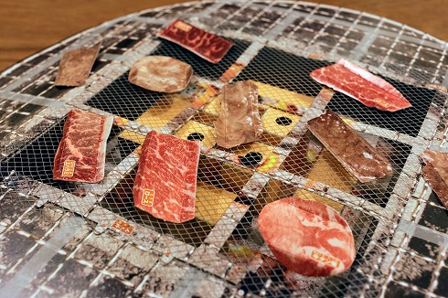 やきにくリバーシ