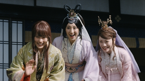 auCM 三太郎 三姫 鬼ちゃん 三姫のママ au 菜々緒 川栄李奈 有村架純