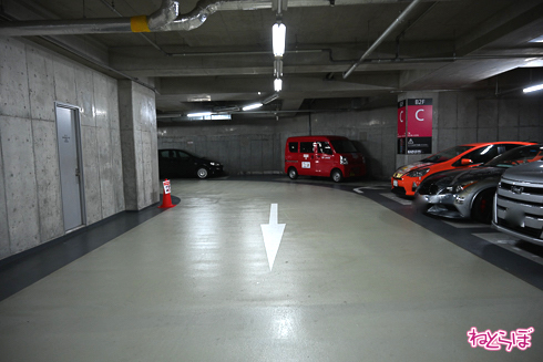 痛車 秋葉原UDX駐車場