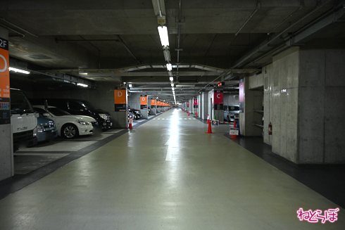 痛車 秋葉原UDX駐車場