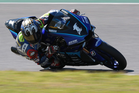 レーシングカー 流し撮り 方法