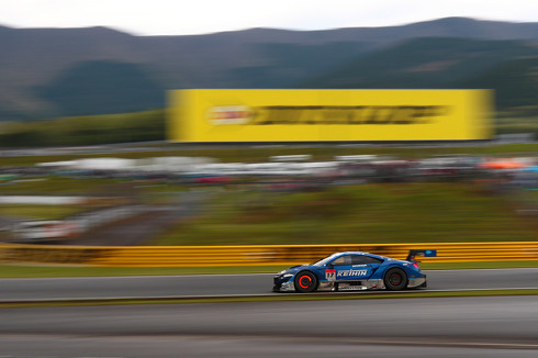 レーシングカー 流し撮り 方法