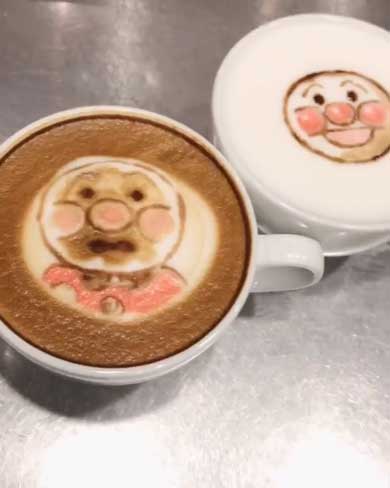 アンパンマン ラテアート 新しい顔