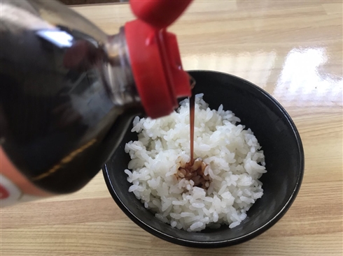 卵欠けご飯