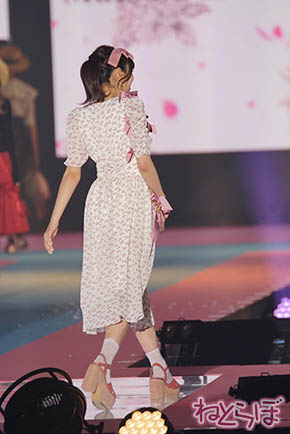 欅坂46 小林由依 渡辺梨加 渡邉理佐 土生瑞穂