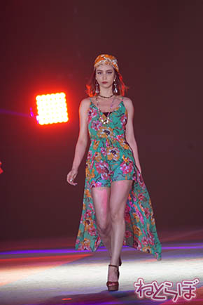 滝沢カレン 森星 香川沙耶 瑛茉ジャスミン 欅坂46