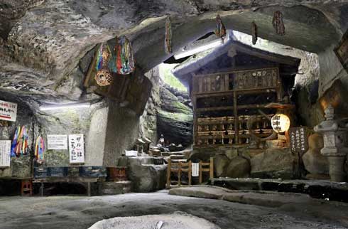 鎌倉 銭洗弁天 まるごと VR 建築 デジタルアーカイブ フォトグラメトリ 龍 lilea