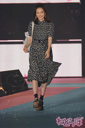 トリンドル ガルアワ